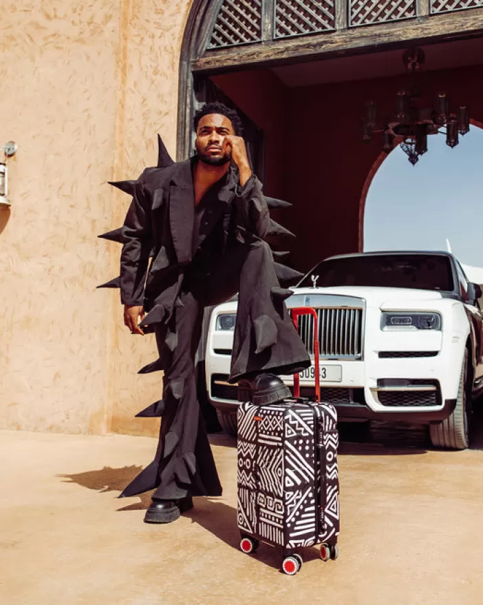 CARRY-ON LUGGAGE*Sprayground A.I.8 AFRICAN INTELLIGENCE - ORIGIN STORY SHARKNAUTICS HARDSHELL CARRY-ON LUGGAGE