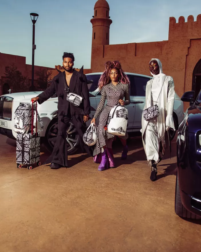 CARRY-ON LUGGAGE*Sprayground A.I.8 AFRICAN INTELLIGENCE - ORIGIN STORY SHARKNAUTICS HARDSHELL CARRY-ON LUGGAGE