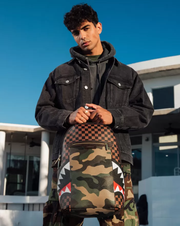 BACKPACKS*Sprayground EXTERIOR GOLD ZIP POCKET SHARKS IN PARIS BACKPACK (DLXV)