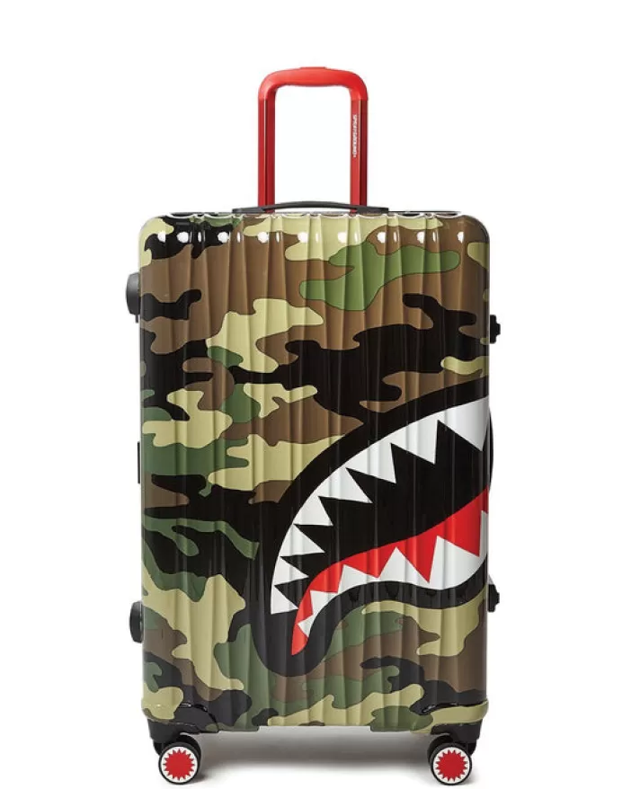 FULL-SIZE LUGGAGE*Sprayground SHARKNAUTICS (CAMO) 29.5u201d FULL-SIZE LUGGAGE