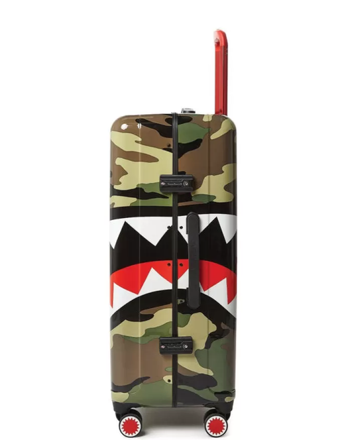 FULL-SIZE LUGGAGE*Sprayground SHARKNAUTICS (CAMO) 29.5u201d FULL-SIZE LUGGAGE