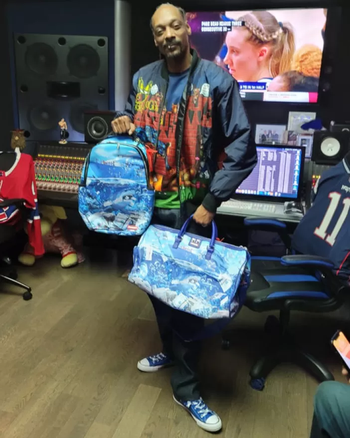 DUFFLES*Sprayground THE SHARK PARTY DUFFLE