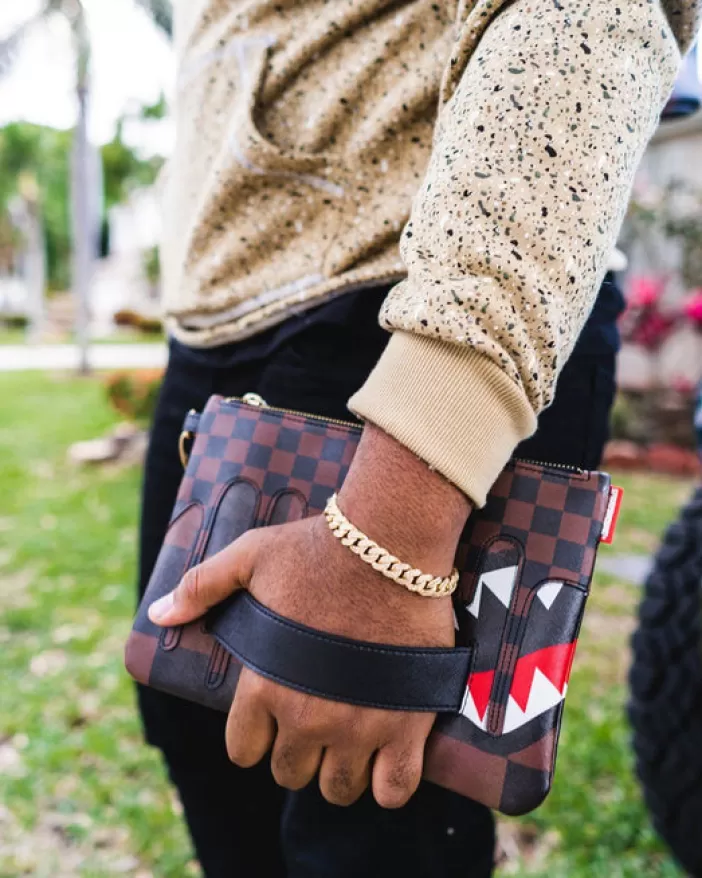 CROSSOVER CLUTCHES*Sprayground XTC SHARKS IN PARIS CROSSOVER CLUTCH